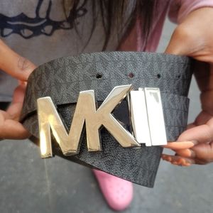 MK reversible belt